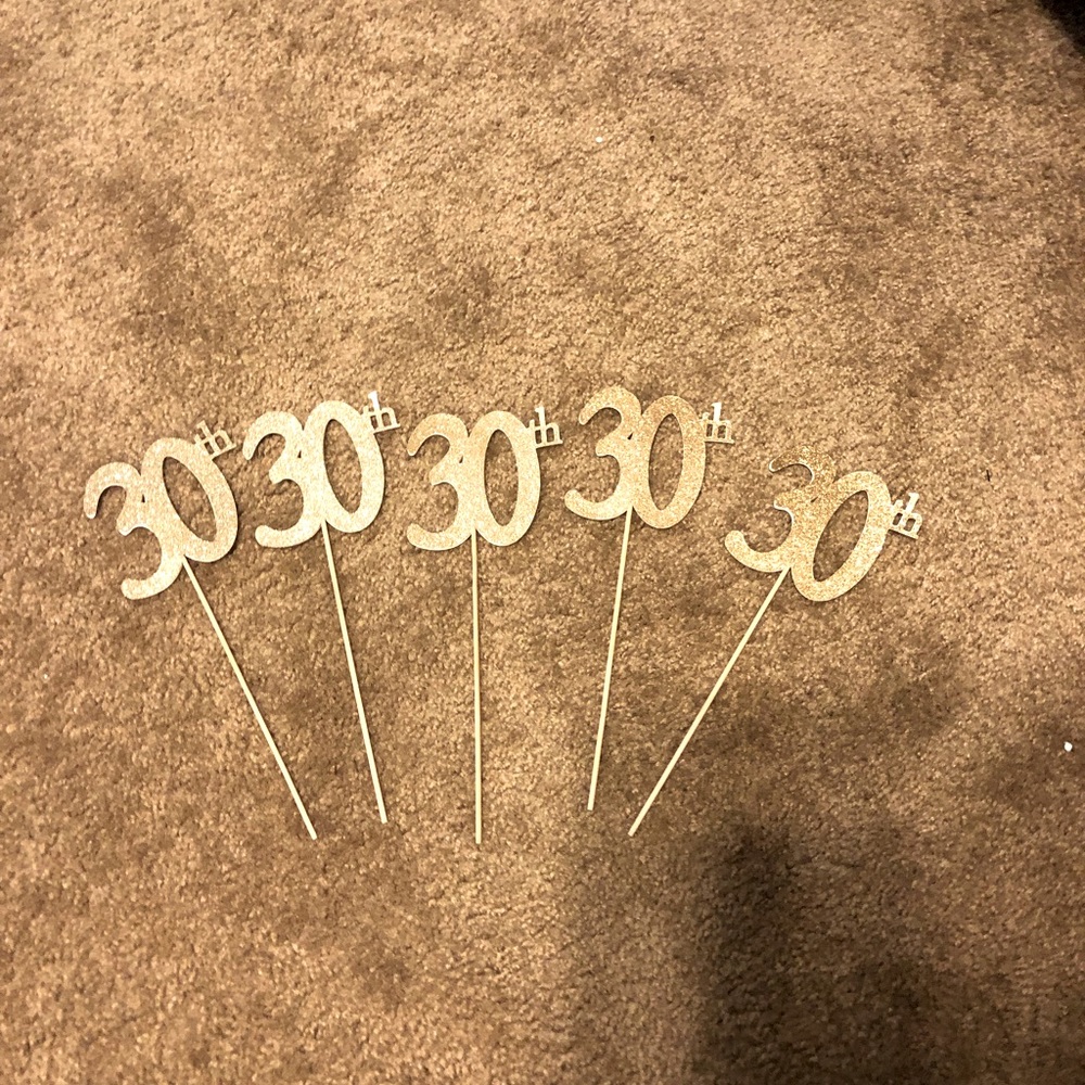 30th birthday centerpieces